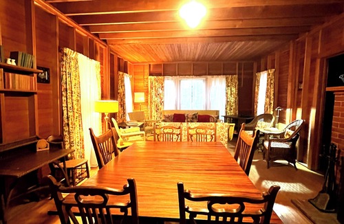 Roaring Brook Cottage | Beautiful Roaring Brook Cottage in Harbor Springs with beach access