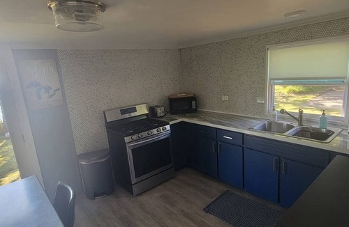 Paradise House | Beautiful year- round home on 255 feet of Lake Superior!