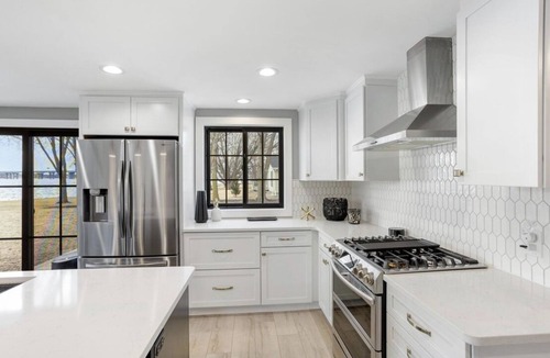 Neenah House | Beautifully Remodeled Waterfront Home with Amazing Bunk Bedroom