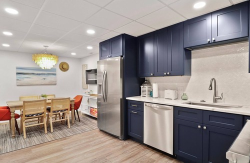 Miller Beach House | Below Deck at Waters Edge, Directly on Lake Michigan Beach w/htd in ground pool