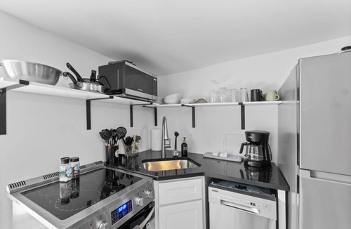 Benton Park Apartment | Benton Park Charmer - MO3N