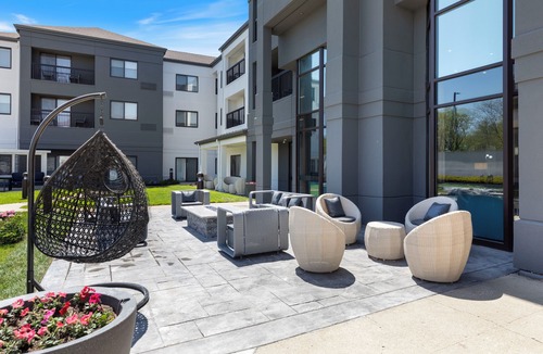 West Dundee Hotel | Best Western Plus Elgin - Chicago