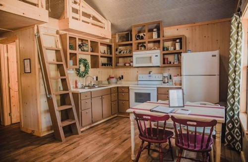 Ellisville Apartment | Bless Your Heart