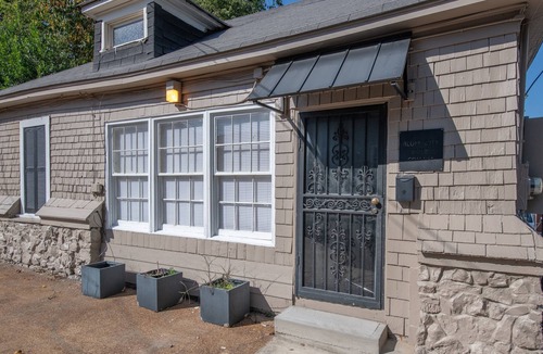 Midtown Cottage | Bluff City Luxe-Cottage: 2 Bed, 1 Bath, Private, Gated, Completely Renovated!