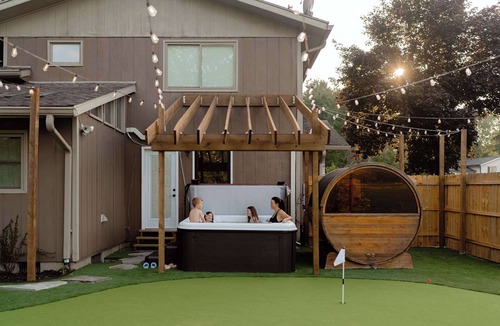 Berrien Springs House | Bluffview on the River with a hot tub, sauna, pool table, and more!