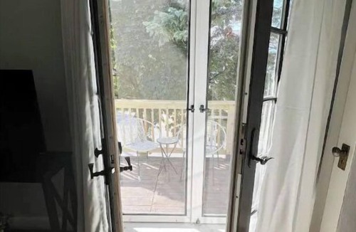Lower East Side House | Brady St - Secret Garden - Fire Pit - Chic Victorian - Family Friendly