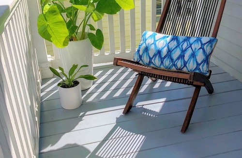 Uptown Historic District House | Bright, Airy & Super Clean Suite on Magazine St - Walk to restaurants & shops