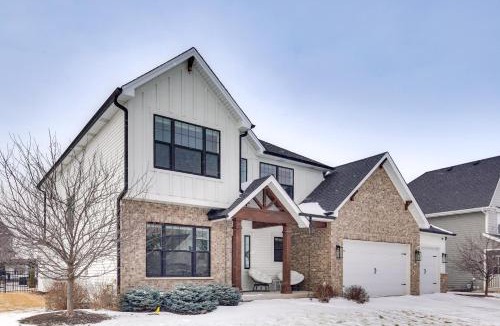 Plainfield House | Bring the Family! Suburban Gem in Plainfield