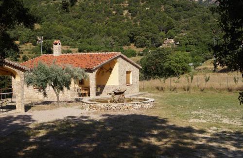 Yeste House | CABAÑAS ARGUELLITE