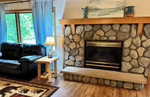 Au Train Cabin | Cabin w/gas fireplace, playground& AuTrain Lk Access