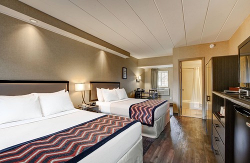 Archer Heights Hotel | Carlton Inn Midway
