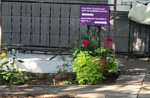Ann Arbor House | CD1 Downtown Garden Flat - Central