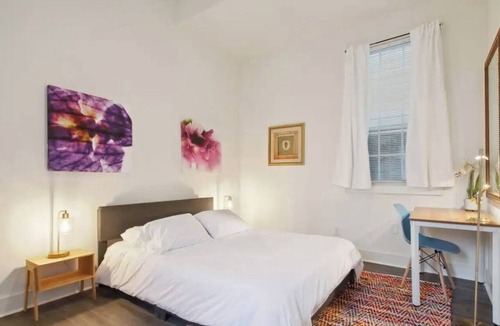 South 7th Ward Apartment | Centrally located 1bed 1bath,walk to French Q, Bourbon St. & Jazz venues