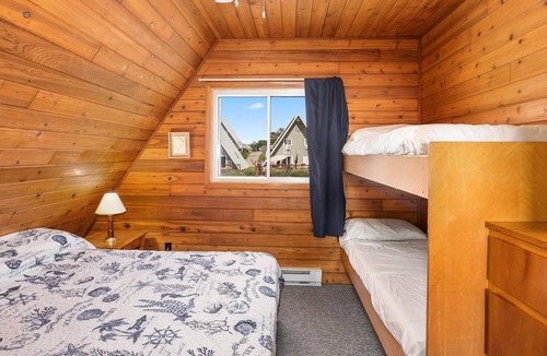 Stevensville Villa | Chalet #12 - Two Bedroom Villa, Sleeps 6