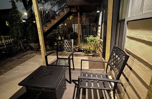 Bridgeport Apartment | Charming 2-bedroom 1 bathroom Bridgeport Chicago