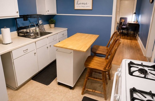 Dearborn Apartment | Charming 2-bedroom apartment near Downtown Dearborn