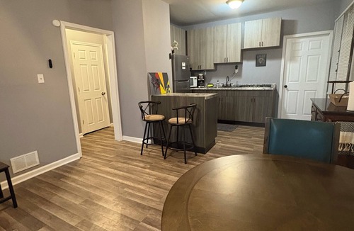 New Center Detroit Apartment | Charming 2-bedroom apartment with electric fireplace, WiFi & street parking
