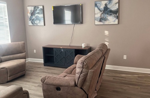 Seventh Ward House | Charming 3-bedroom house in fabulous New Orleans with WiFi, AC