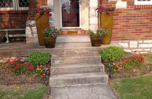 St. Louis House | Charming 3BR STL Home Sleeps 6 Free Parking