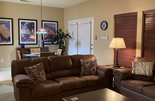 Elmo House | Charming 4-bed/3 bath house in Rockwall. Every stay is 5-Stars. Big bedrooms.