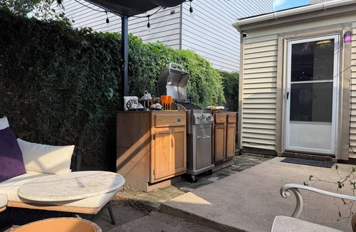 Saint Thomas Development House | Charming Creole cottage safe, parking, privacy, fenced family friend or groups,