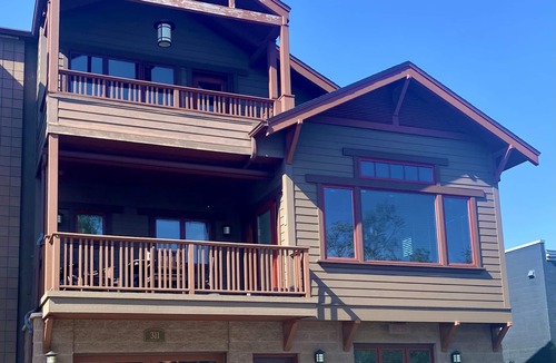 Frankfort Condo | Charming Downtown Frankfort Condo overlooking Betsie Bay