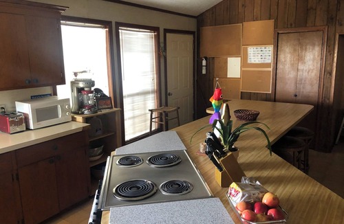 Cypremort Point House | Charming fishing camp 3 bed room WiFi, AC in Cypremort Point. Boat launch & Dock
