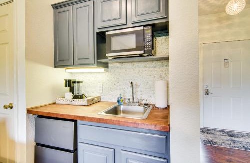 Branson West Apartment | Charming Golf Resort Oasis Near Silver Dollar City