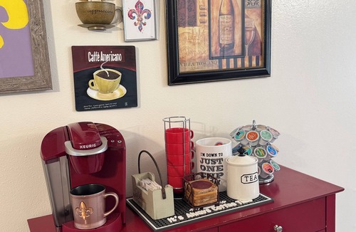 Destrehan House | Charming New Orleans style in Destrehan minutes to MSY airport and FUN