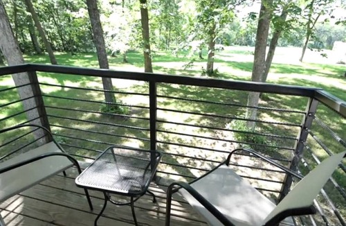 Owensville Cabin | Charming Tiny House near Owensville, Missouri - Perfect for a Romantic Nature Escape