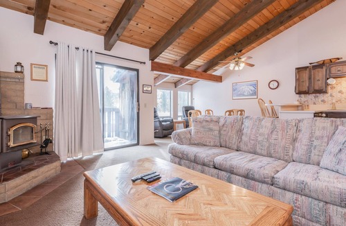 Mammoth Lakes Condo | Chateau Blanc #13