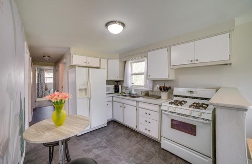 Chatham House | Chicago Home Near Navy Pier & Shedd Aquarium!