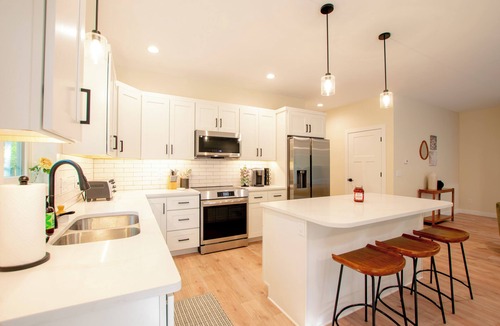 Lake Ann House | Close to Traverse & Crystal MTN, Winter Retreat!