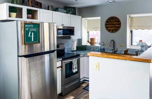 Gilbertsville Condo | Condo & Boat Slip on Kentucky Lake - Moors area