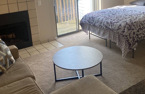 St. Charles Apartment | Contemporary modern furnished studio apt.