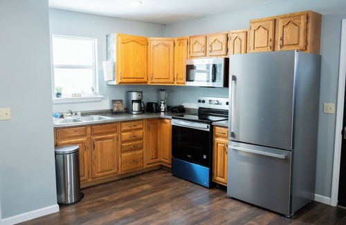Rolla House | Cozy 2-Bedroom House in Enchanting Rolla with AC Comfort
