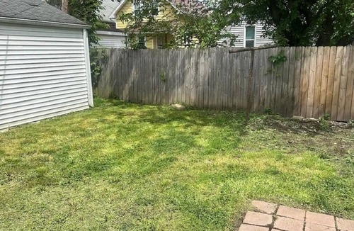 Ottawa House | Cozy 2-bedroom house in quaint Toledo, with AC for relaxing stays
