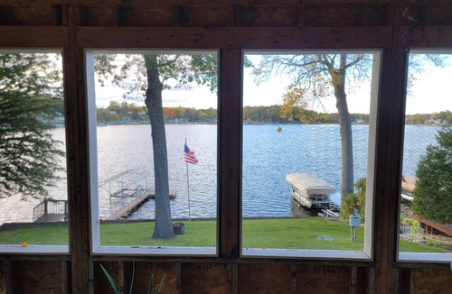Hamilton House | Cozy 2-bedroom house on Hamilton Lake, 80 feet of full lake access