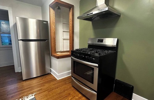 Chesterton House | Cozy 2-bedroom house in tranquil Chesterton with AC