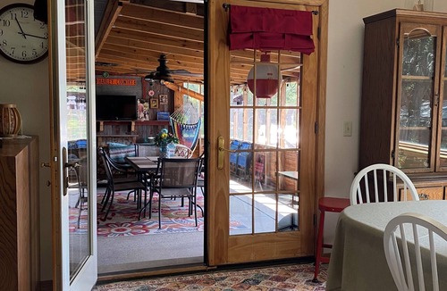 Meeker County House | Cozy 2-bedroom Lakehouse on quiet Clear Lake near Watkins, MN.