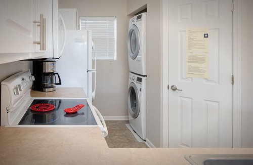 Charlevoix Condo | Cozy 2 Bedroom Pad Just 3 Blocks From Ferry Beach, Near Castle Farms