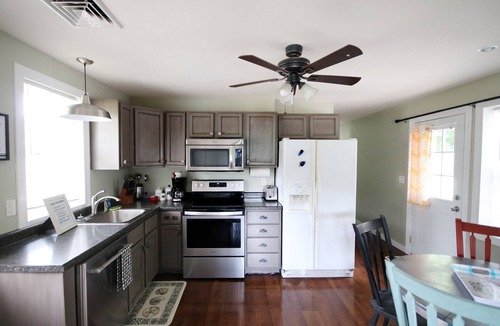 Coloma Apartment | Cozy 4-bedroom bungalow in Coloma, Close to Lake Michigan, Central Location