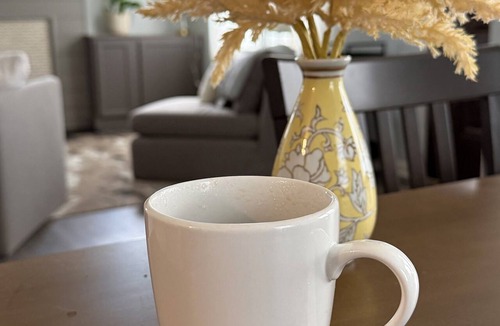 Burlington House | Cozy Burlington Retreat ~ Near England-Idlewild Park. Creation Museum, and CVG
