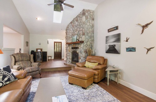 Bellaire Ski Chalet | Cozy Chalet close to pool, skiing, golfing, & torch lake! Perfect for families!