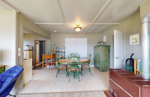 Arcadia House | Cozy cottage with water views, spacious lawn, patio, & WiFi