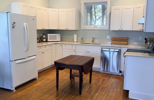 Elberta House | Cozy Getaway Near Downtown Frankfort – Walk to Beaches, Trails & Dining