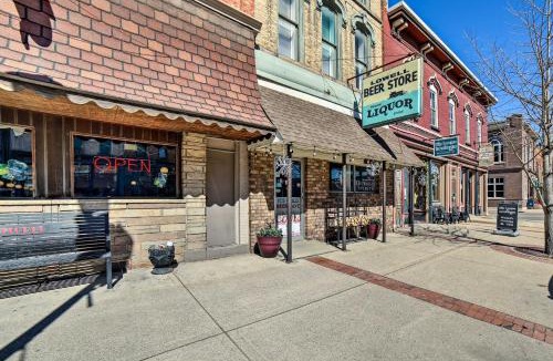 Lowell Apartment | Cozy Lowell Studio ~ 19 Mi to Grand Rapids!