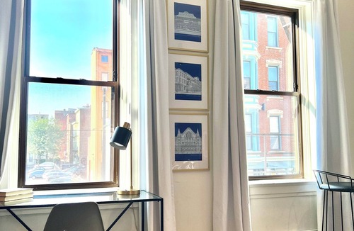 Over-the-Rhine Condo | Cozy OTR loft steps from Washington Park with free parking - Sleeps four