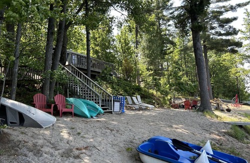 Mayfield Cabin | Cozy Vintage Lake Cabin with Hot Tub & Beach Access near Traverse City, Northern Michigan