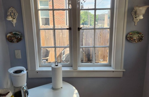 Grand Rapids House | Downtown 4-bedroom house with AC in Grand Rapids, Medical Mile